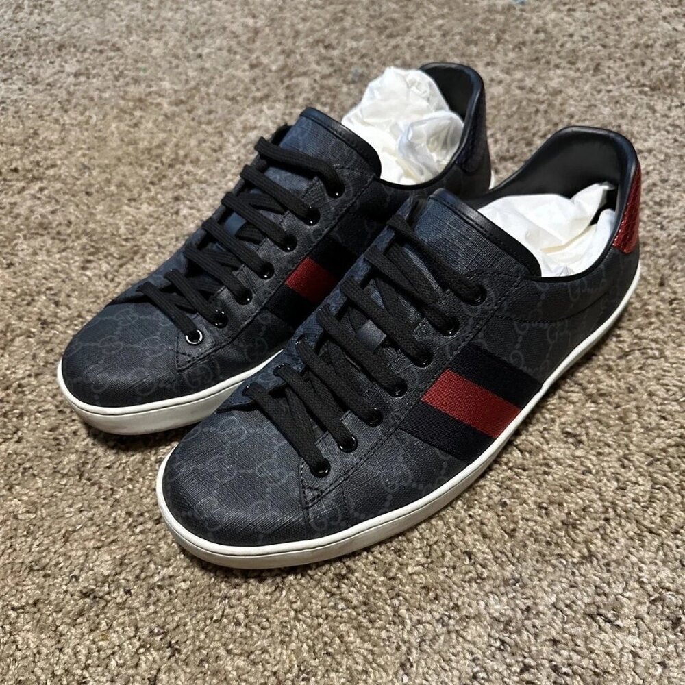 L@@K GUCCI Ace GG Supreme - Size 10.5 US, 10 UK/AU, 44 EU - Black/Red - L@@K